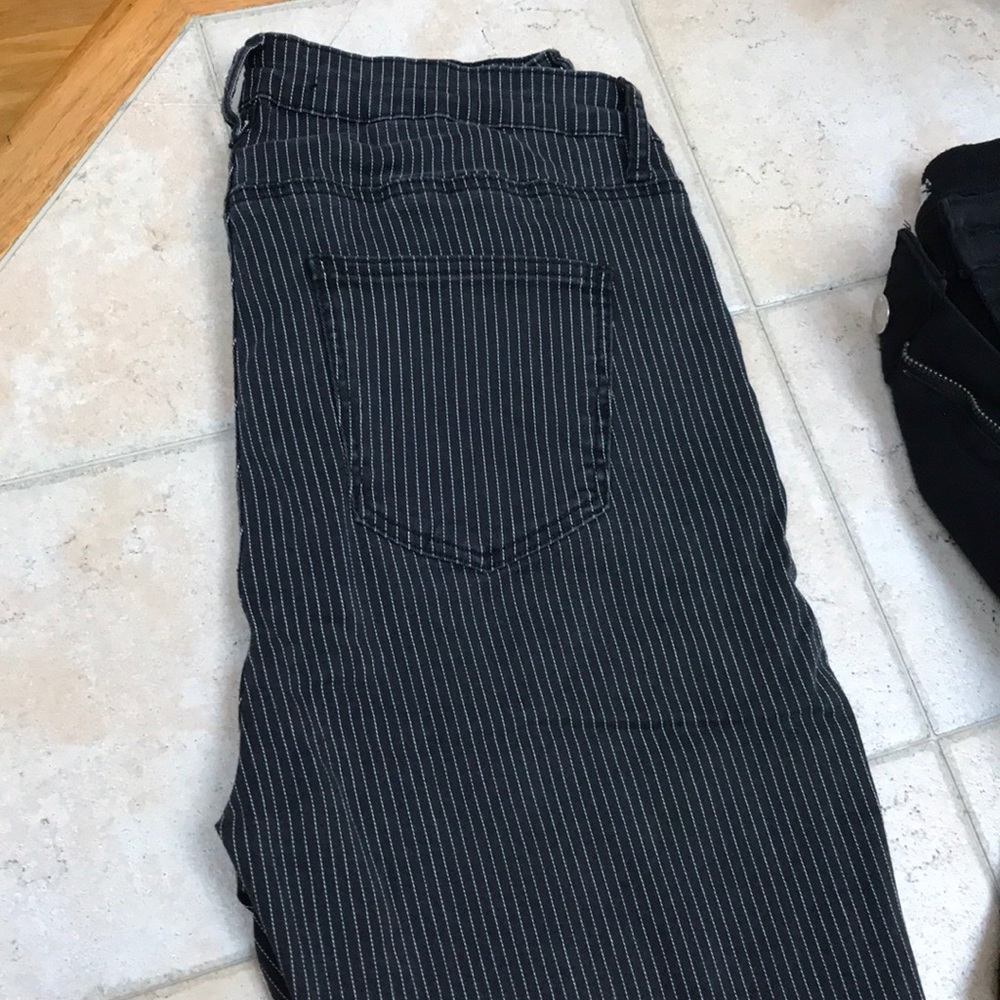Black and white stripped jeggings high rise